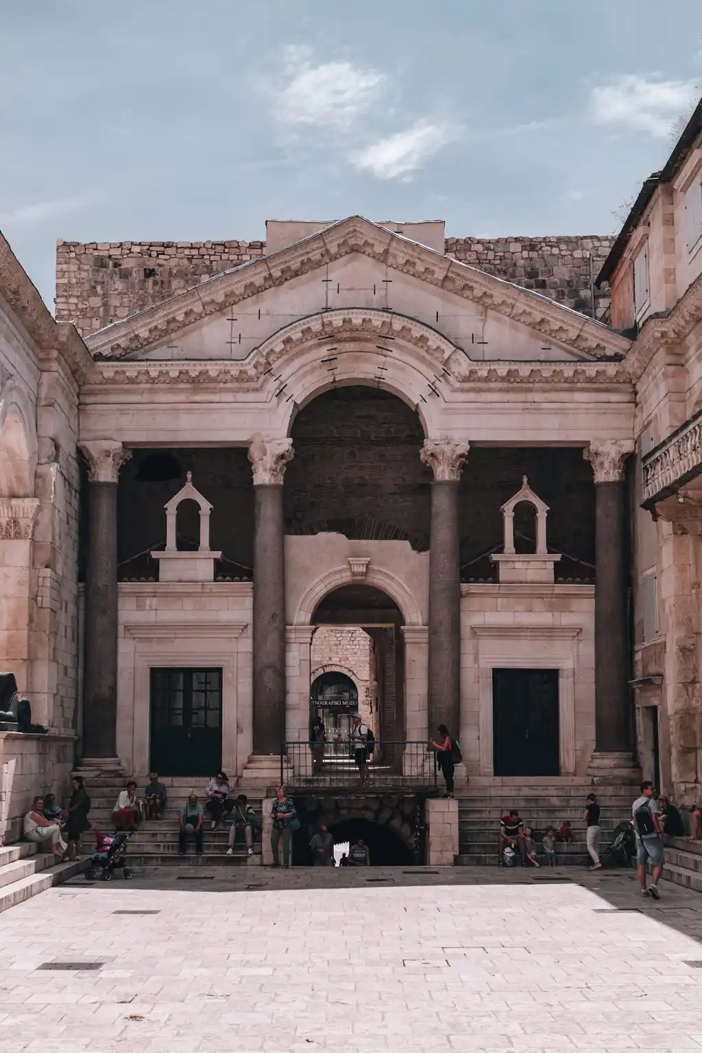 Guía para visitar Croacia y todo lo que hacer Palacio De Diocleciano Split