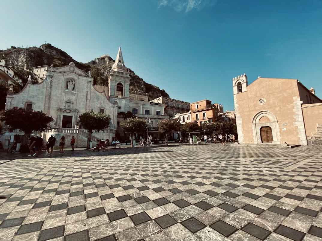 Guía de viaje a Sicilia: qué ver, hacer y consejos imprescindibles Taormina Sicilia