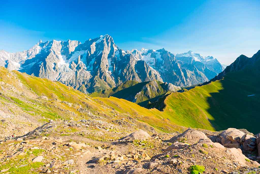 Guía definitiva de Villars-sur-Ollon: la joya alpina de la Suiza romanda Macizo Del Mont Blanc