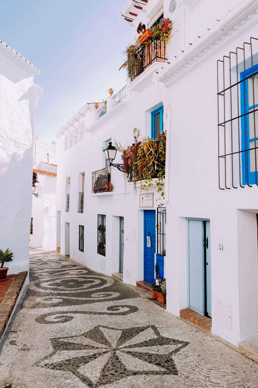 Guía definitiva para visitar Frigiliana: el pueblo blanco de la Axarquía Visitar Frigiliana