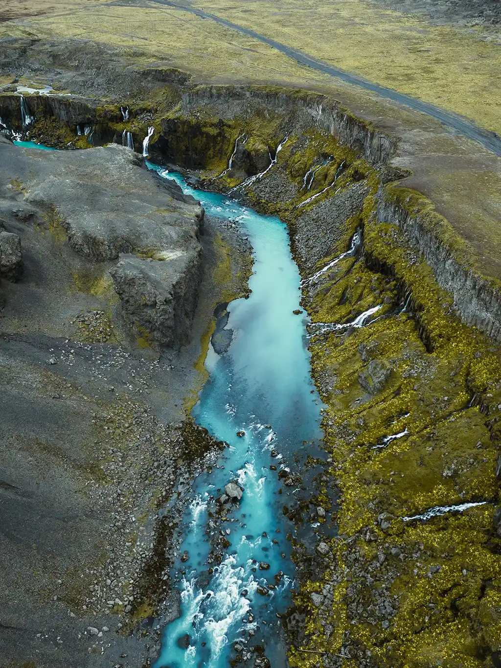 Fjaðrárgljúfur: El cañón de Justin Bieber en Islandia La Ruta De Fjadrargljufur