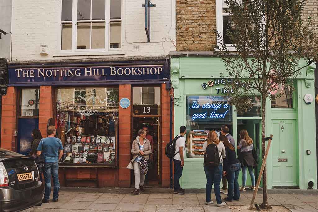 Notting Hill: el barrio más fotogénico y cinematográfico de Londres Libreria De Notting Hill