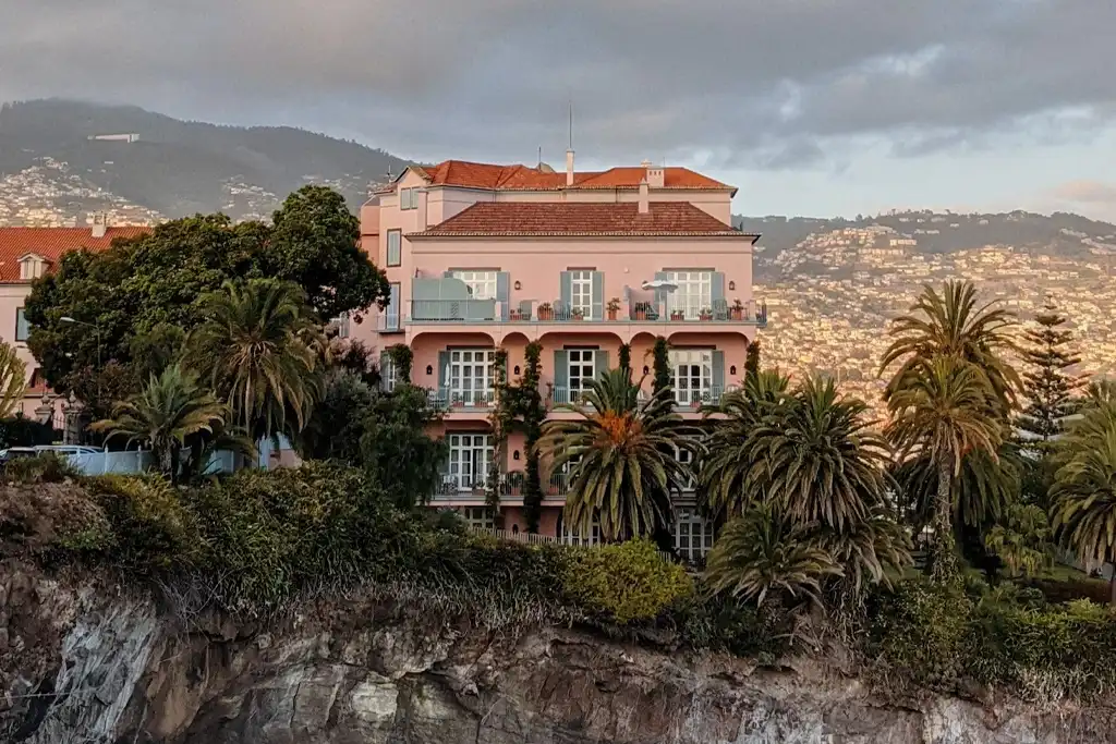 Madeira, qué ver y hacer en la maravilla de Portugal Ciudades y pueblos principales de Madeira