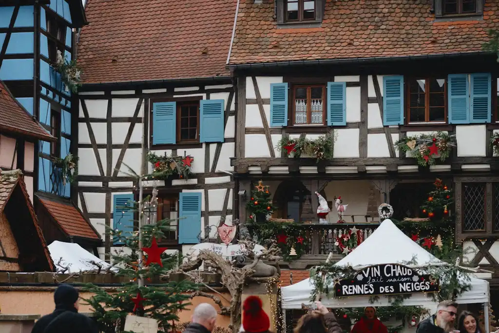 Guía de viaje de Eguisheim Mercado de Navidad de Eguisheim