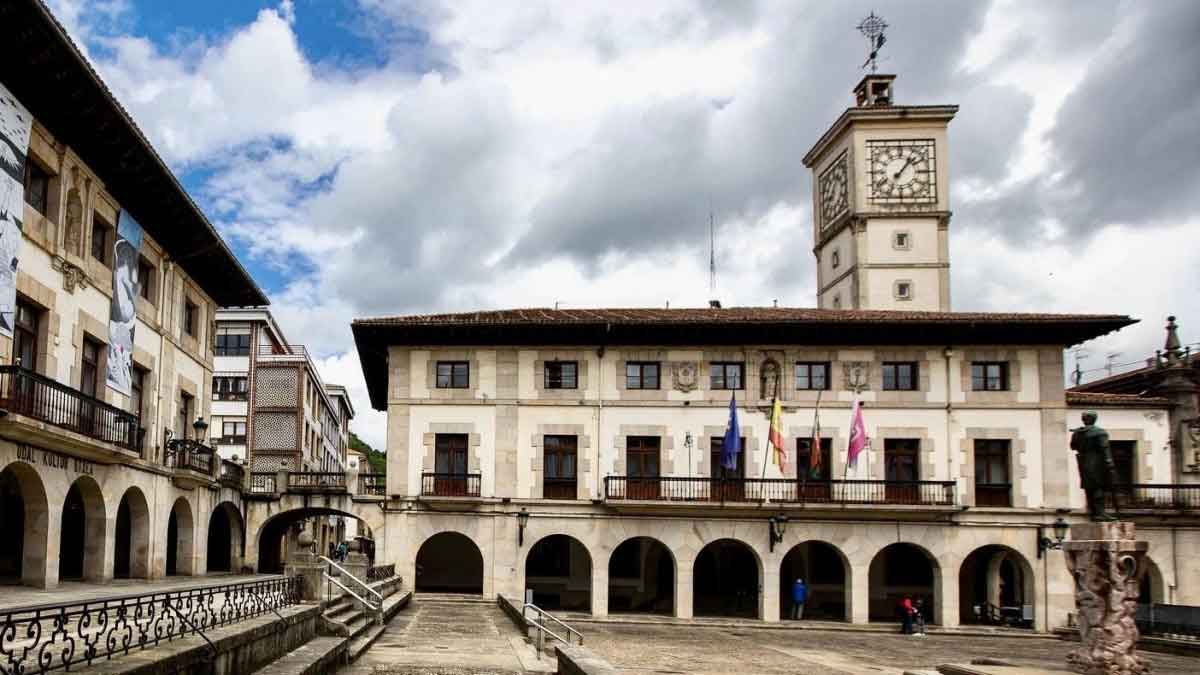 Guía para viajar por el País Vasco: todo lo que necesitas saber Gernika Pais Vasco