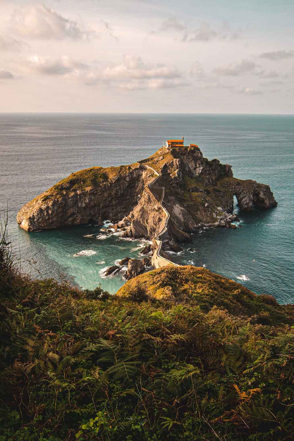 Guía para viajar por el País Vasco: todo lo que necesitas saber San Juan De Gaztelugatxe