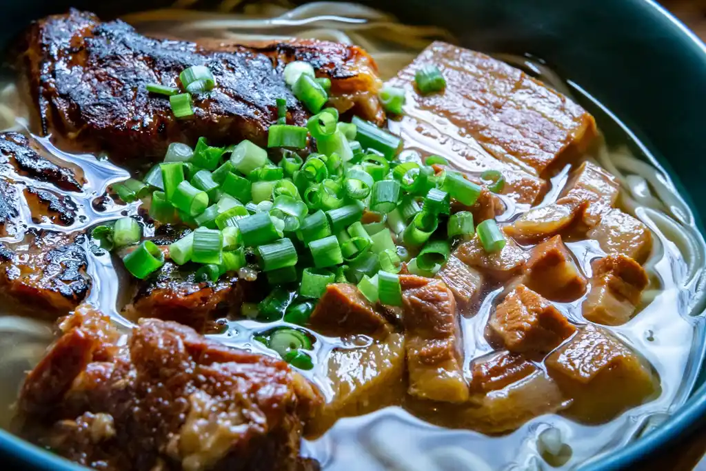 Disfrutar De La Comida De Okinawa