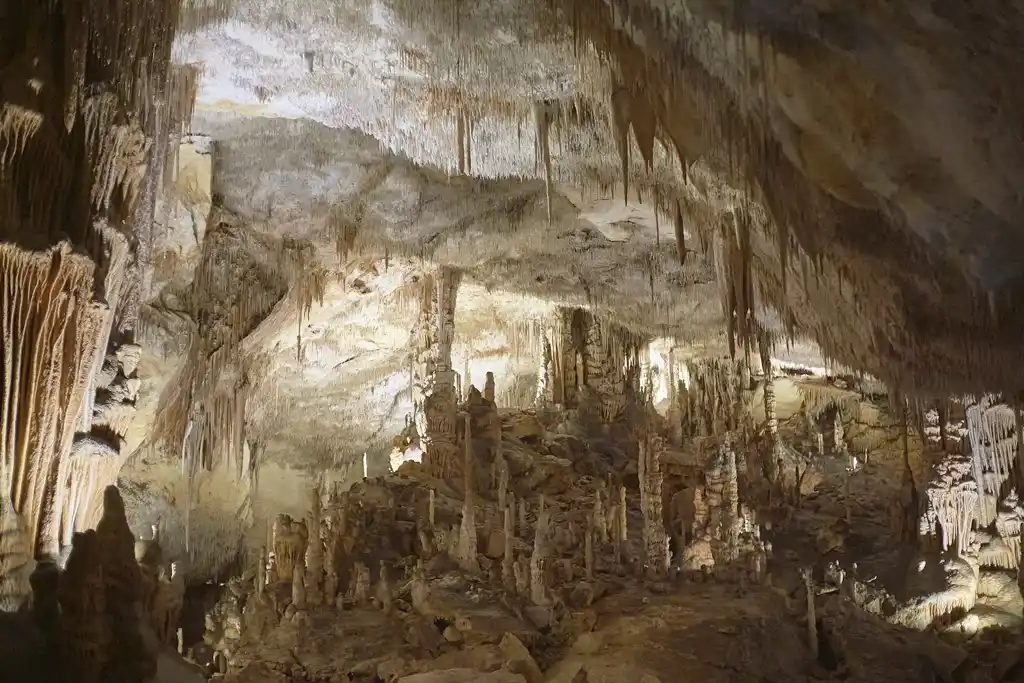 Donde Estan Las Cuevas Del Drach