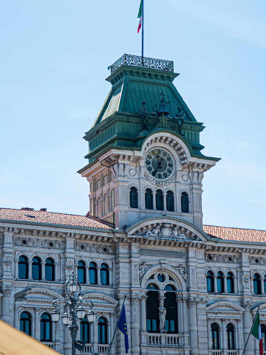 Plaza De La Unidad Y Molo Audace