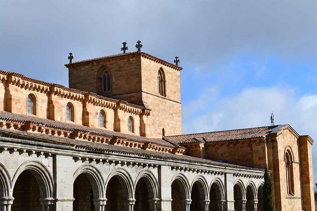 Basilica De San Vicente