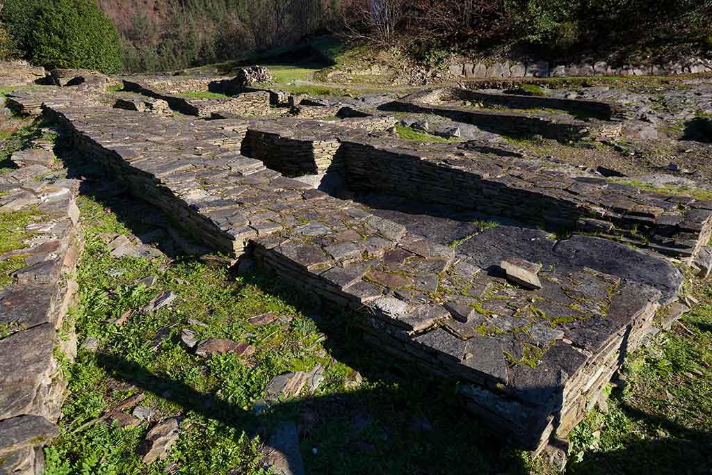 Taramundi: la joya oculta del occidente asturiano que conquistará tu corazón Os Castros