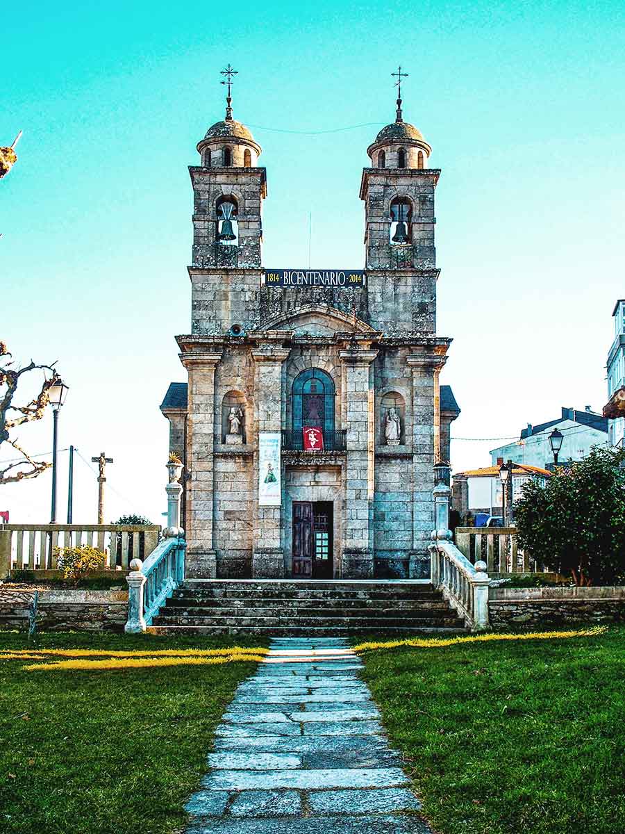 Castro Caldelas: el pueblo medieval más auténtico de la Ribeira Sacra Nosa Senora Dos Remedios Castro Caldelas