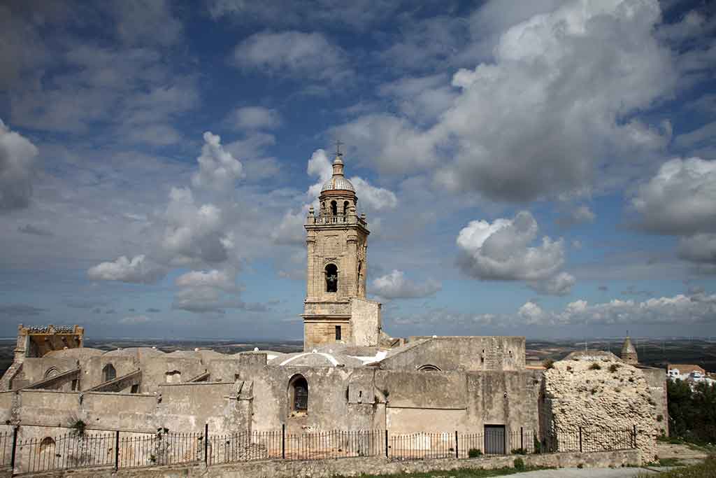 Medina Sidonia: el pueblo blanco con alfajores, ruinas romanas y vistas que te dejarán sin aliento Medina Sidonia En Un Dia