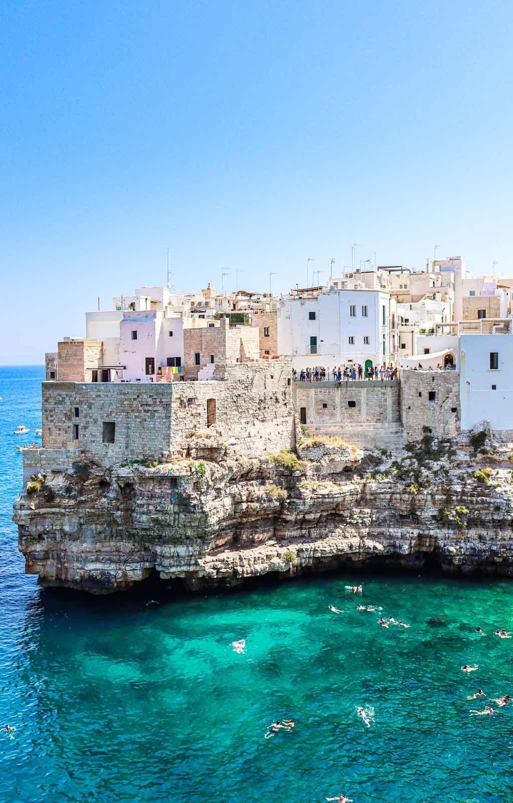 Guía definitiva de Puglia: itinerarios, consejos y los imprescindibles para tu viaje Polignano A Mare Y Las Grutas De Castellana