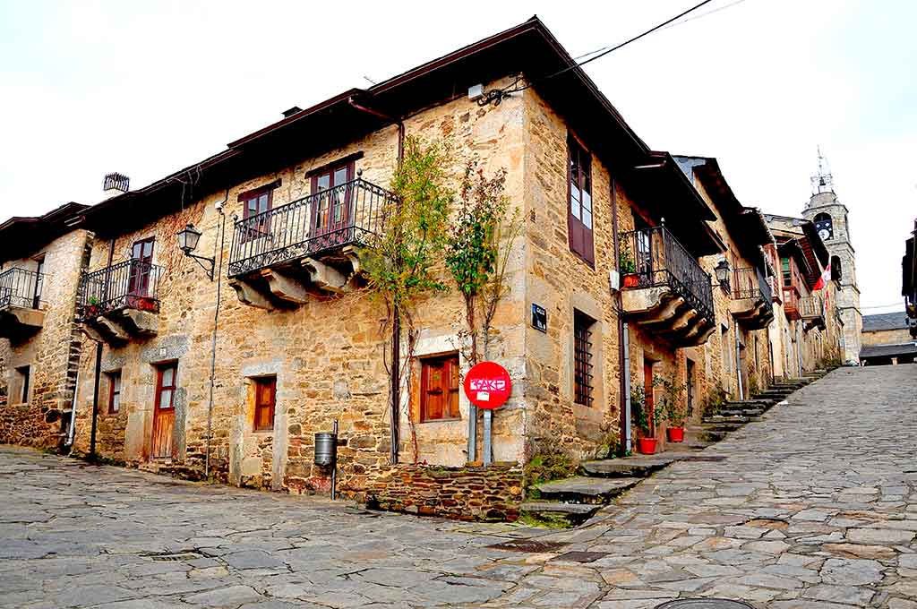 Puebla de Sanabria: la guía para enamorarte de este pueblo medieval y su lago glaciar Puebla De Sanabria Y Su Entorno Natural