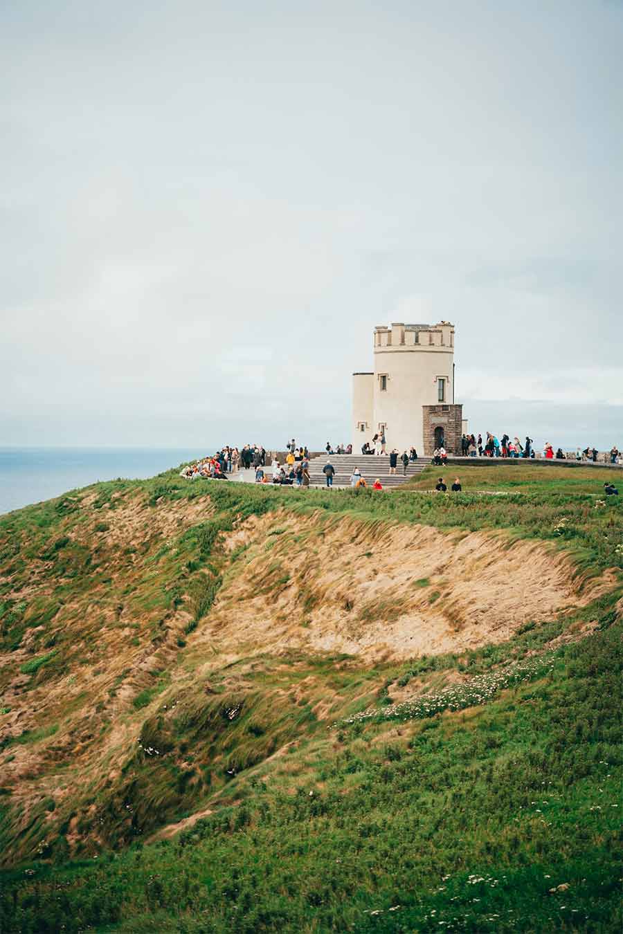 Guía definitiva de los Acantilados de Moher en Irlanda Torre De O Brien