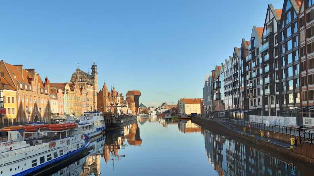 Guía de viaje a Gdańsk: todo lo que necesitas saber para tu visita Wyspa Spichrzow