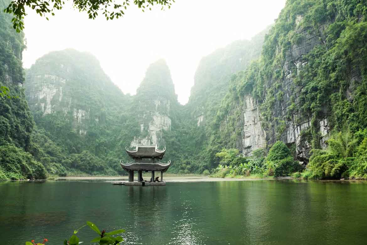Ninh Binh: Tu guía para qué hacer y explorar en la «Bahía de Halong en Tierra» Por Que Visitar Ninh Binh