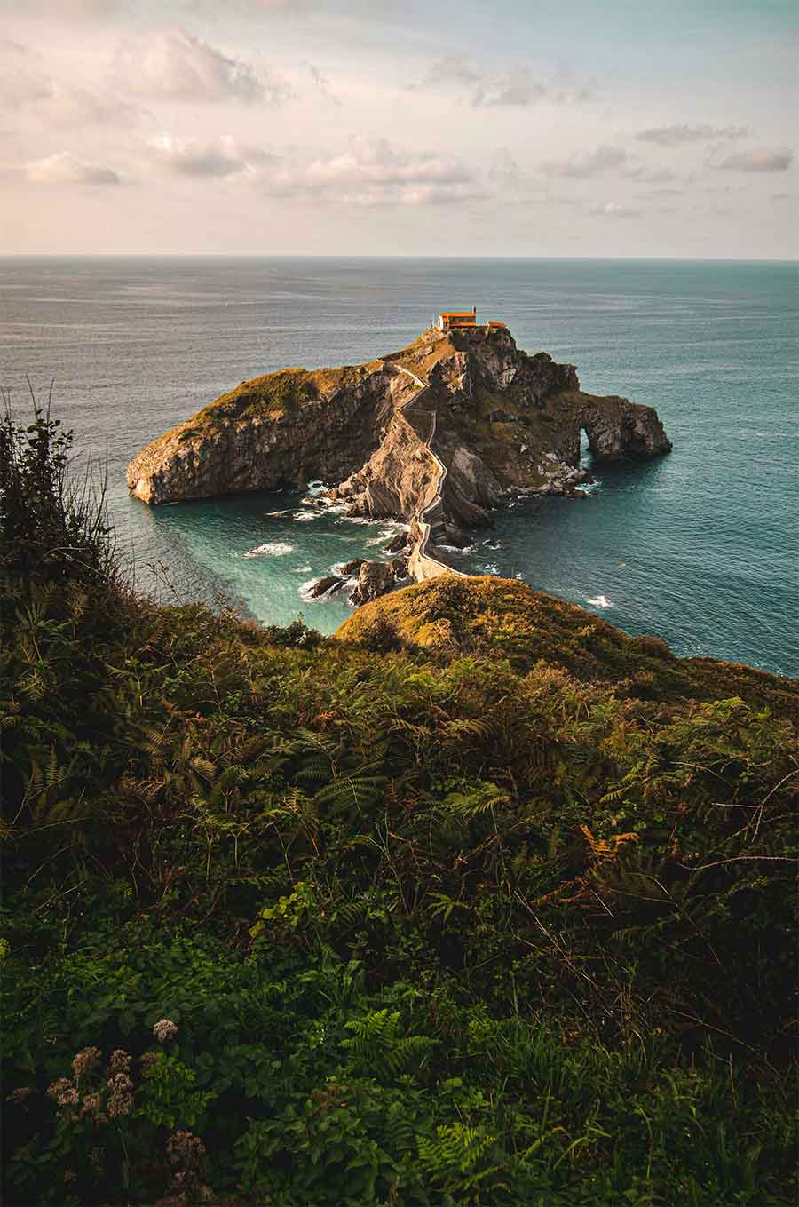 ¿Dónde ir con autocaravana en el País Vasco? Biotopo De San Juan De Gaztelugatxe