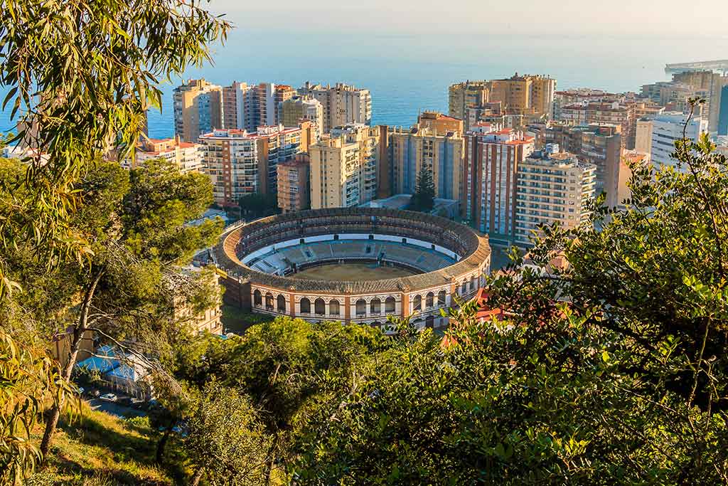 Guía completa para moverse por Málaga: transporte, precios y consejos Cómo Moverse Por Málaga