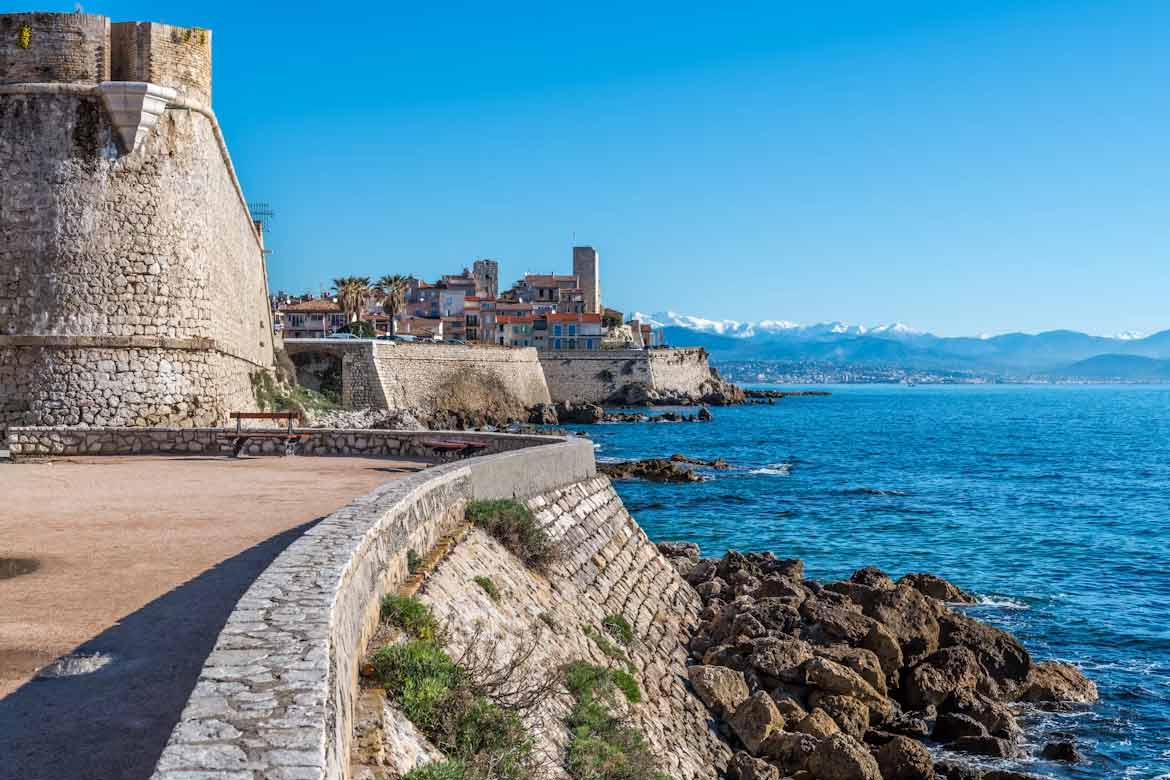Guía de la Riviera Francesa: Seis ciudades imprescindibles en la Costa Azul Antibes Riviera Francesa