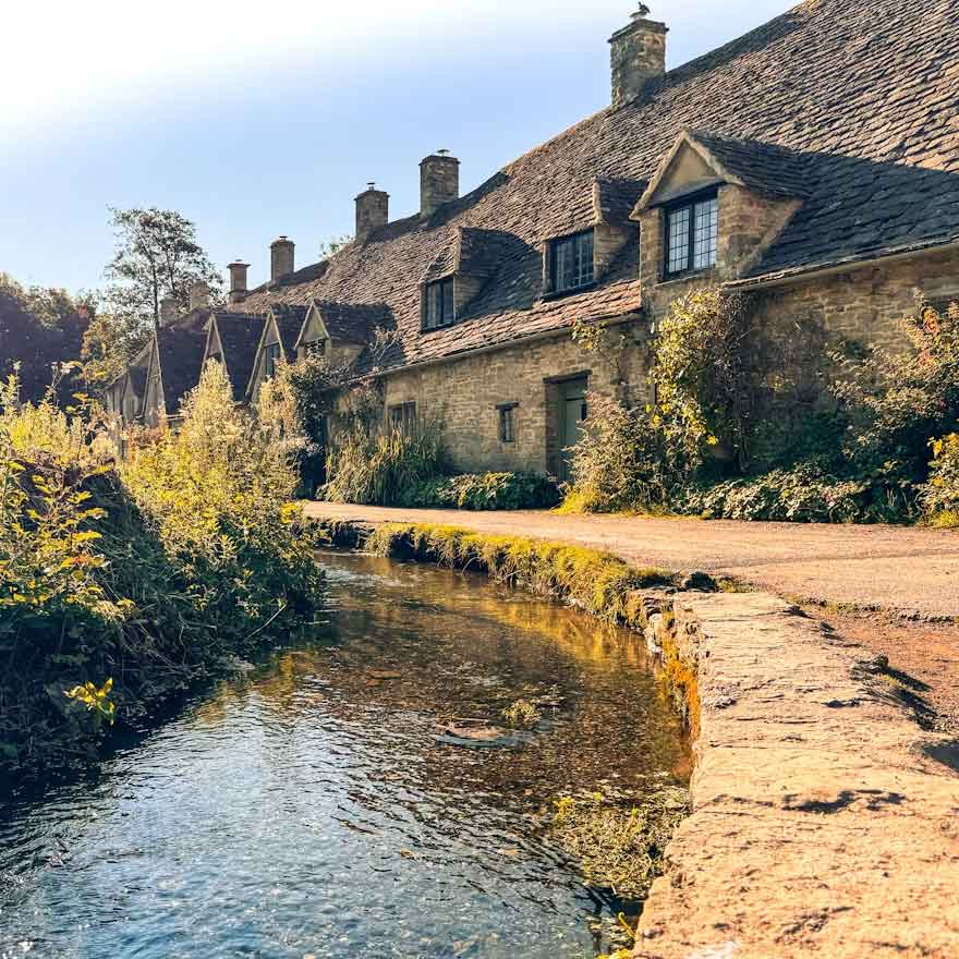 El encanto de los Cotswolds: una guía de viaje definitiva Bibury