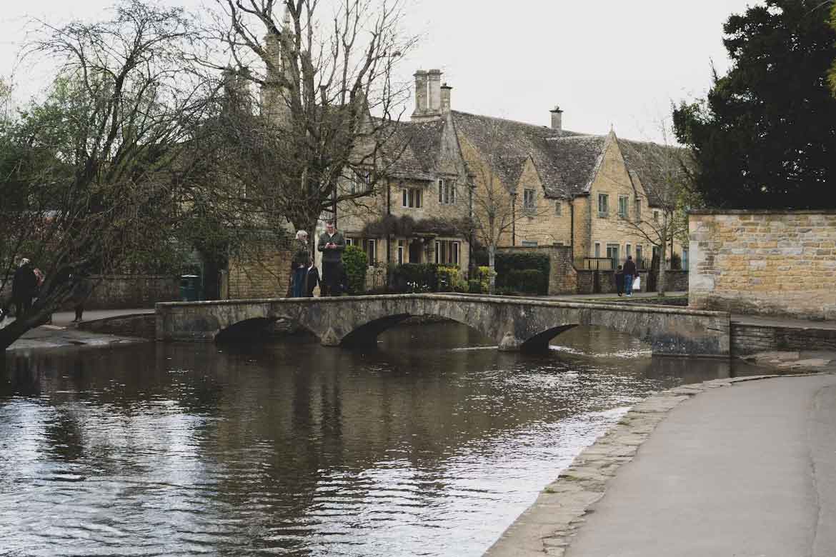 El encanto de los Cotswolds: una guía de viaje definitiva Bourton-on-the-Water