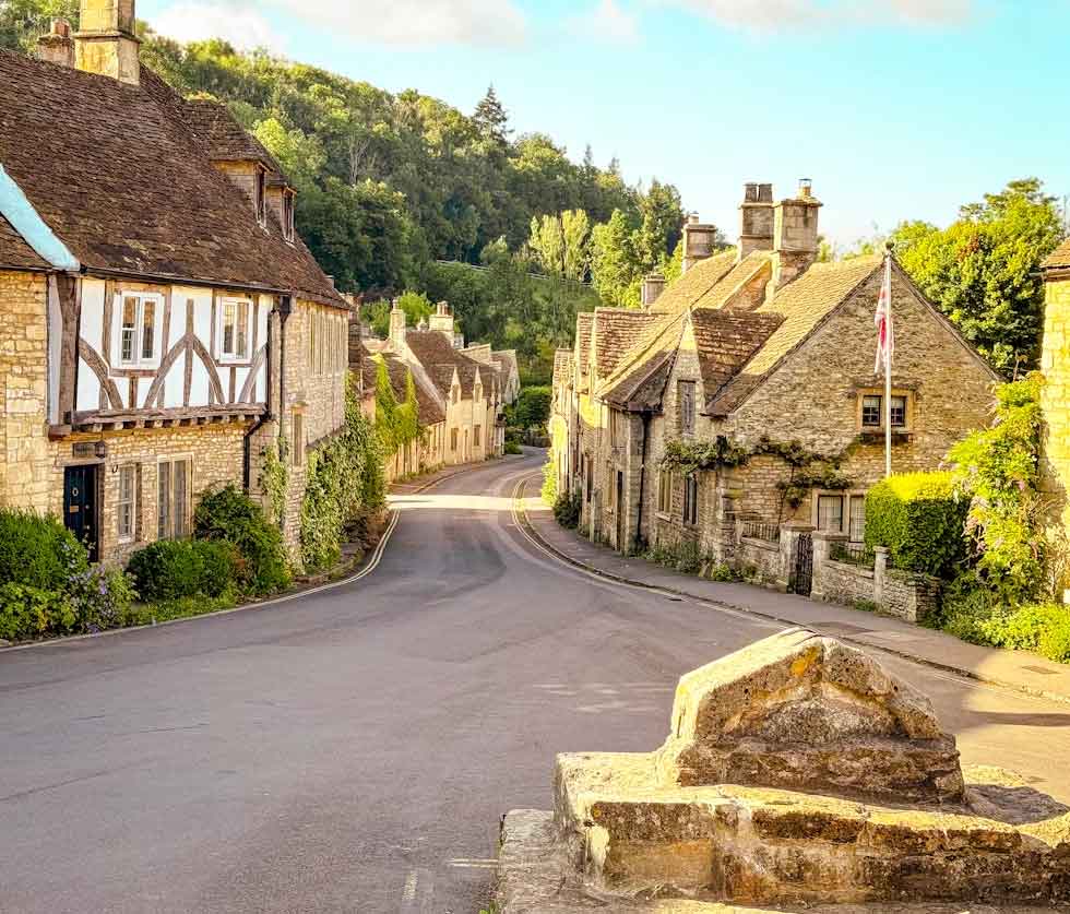 El encanto de los Cotswolds: una guía de viaje definitiva Castle Combe