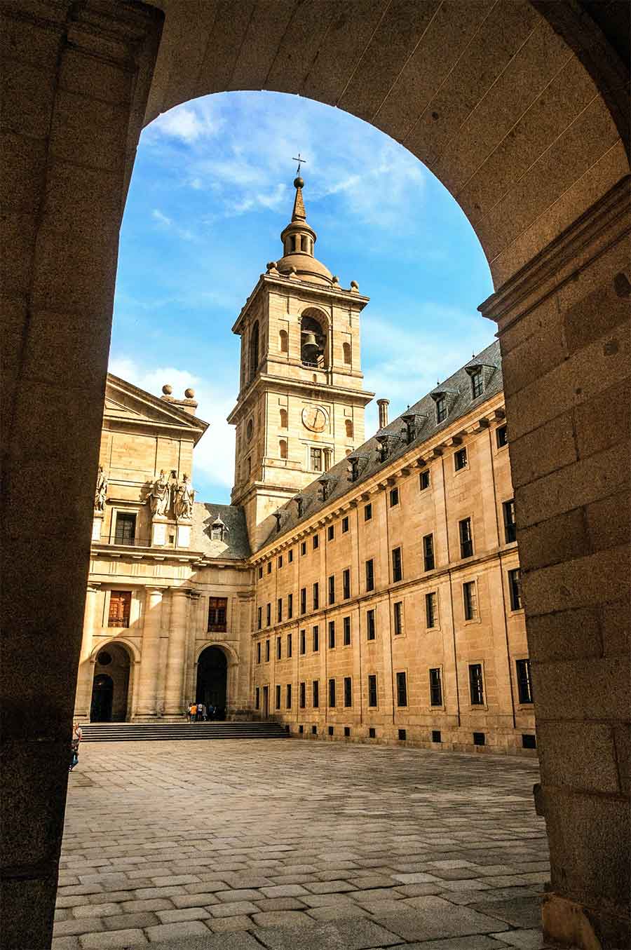 Los pueblos de Madrid más bonitos: Guía de escapadas imprescindibles San Lorenzo De El Escorial