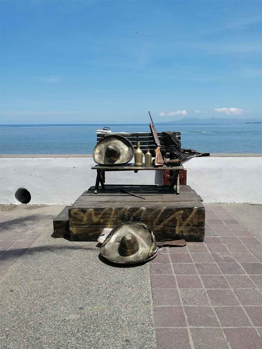 Guía de viaje a Puerto Vallarta: El corazón del Pacífico Mexicano Malecon Puerto Vallarta