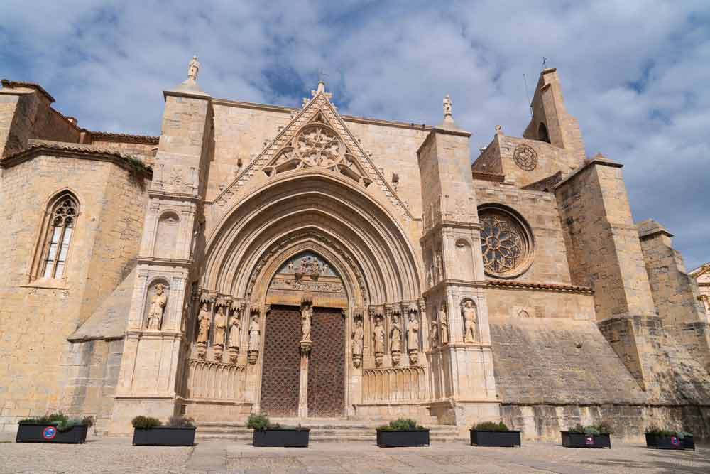 Morella, guía completa para planear tu escapada al Maestrazgo Basilica Arciprestal De Santa Maria La Mayor
