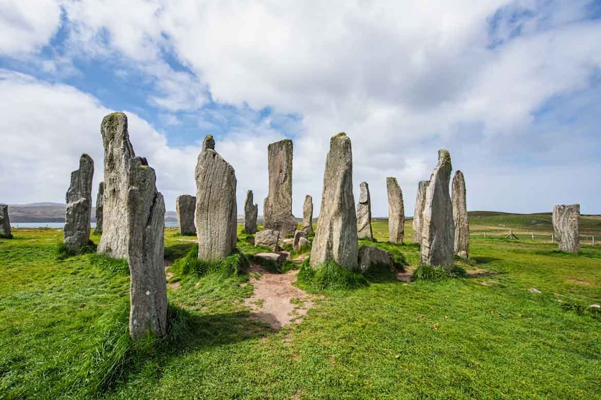 Guía para viajar a las Islas Hébridas: Ruta, ferries y preparativos Piedras De Callanish