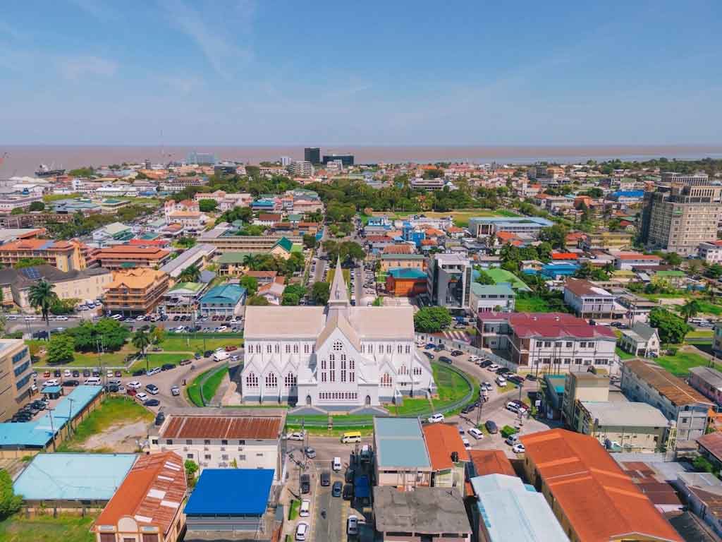 Guyana: guía completa para organizar tu viaje Diversidad Cultural Y Religion En Guyana
