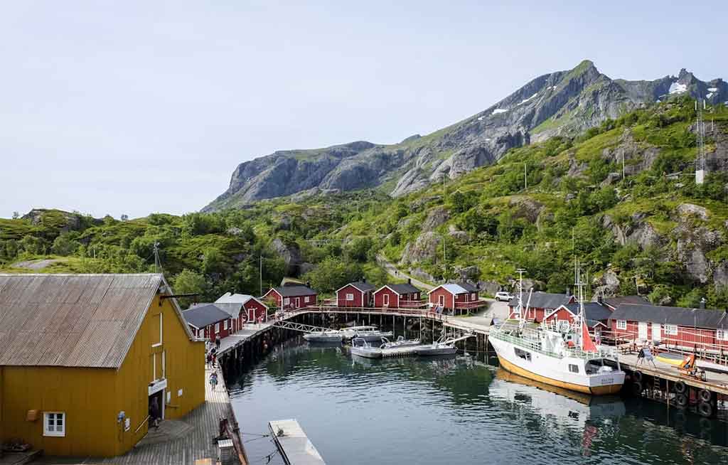 Guía de viaje a las islas Lofoten: rutas y mejores pueblos Nusfjord
