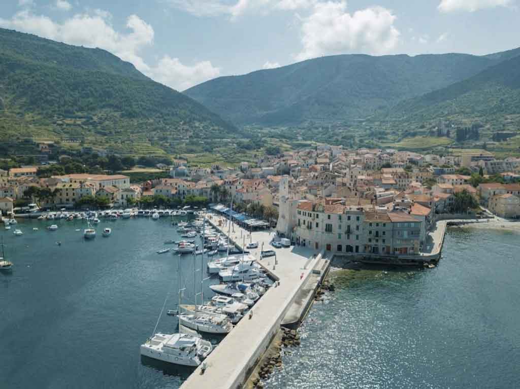 Isla de Vis, guía para descubrir el rincón más auténtico del Adriático Visitar La Isla De Vis